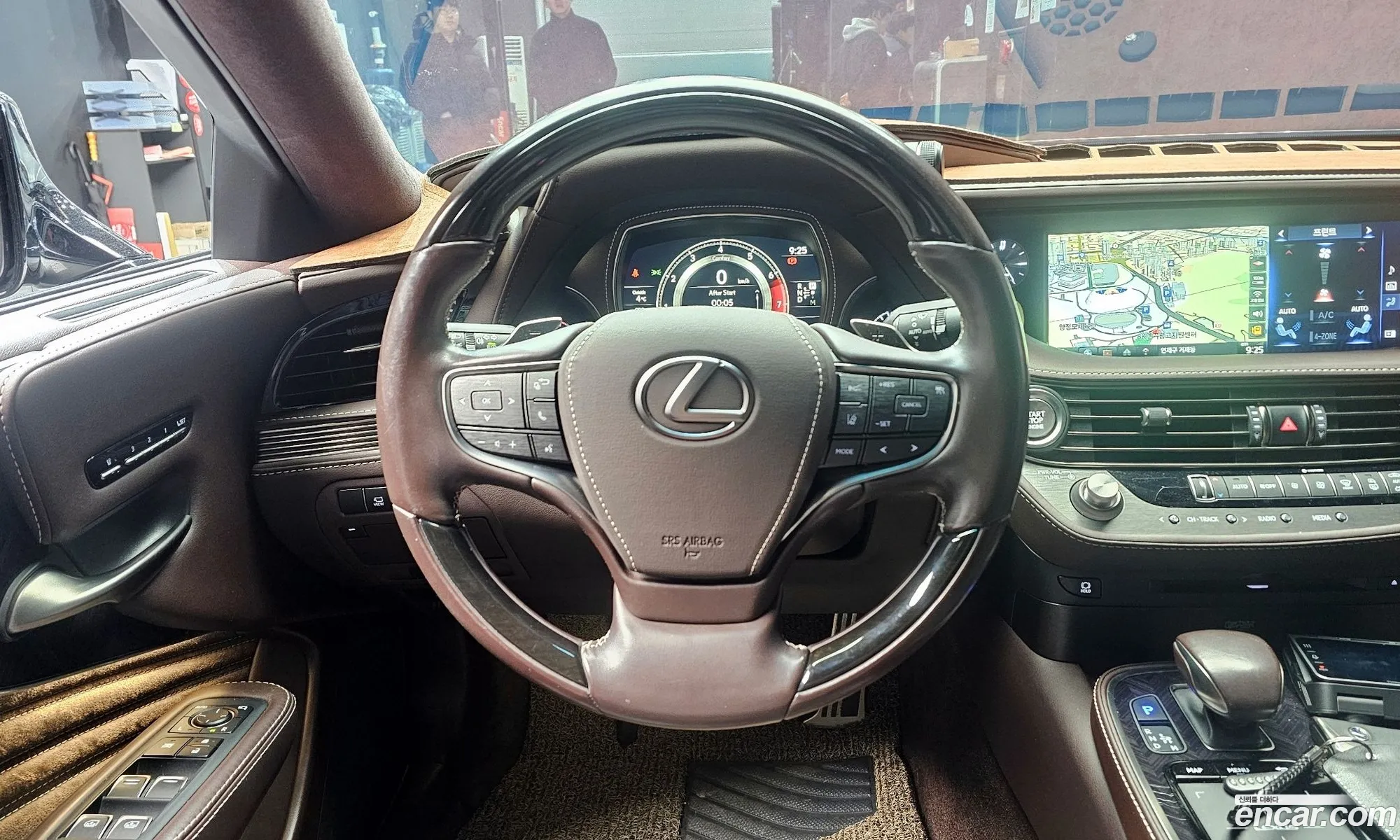 Lexus LS500 2018 — 18