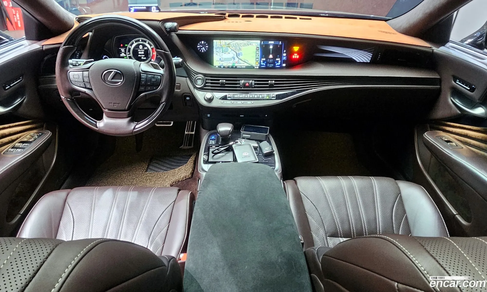 Lexus LS500 2018 — 12