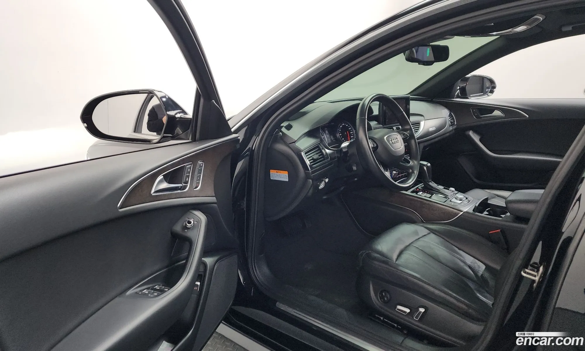 Audi A6 2018 WAUZZZ4G3JN073258 — 3