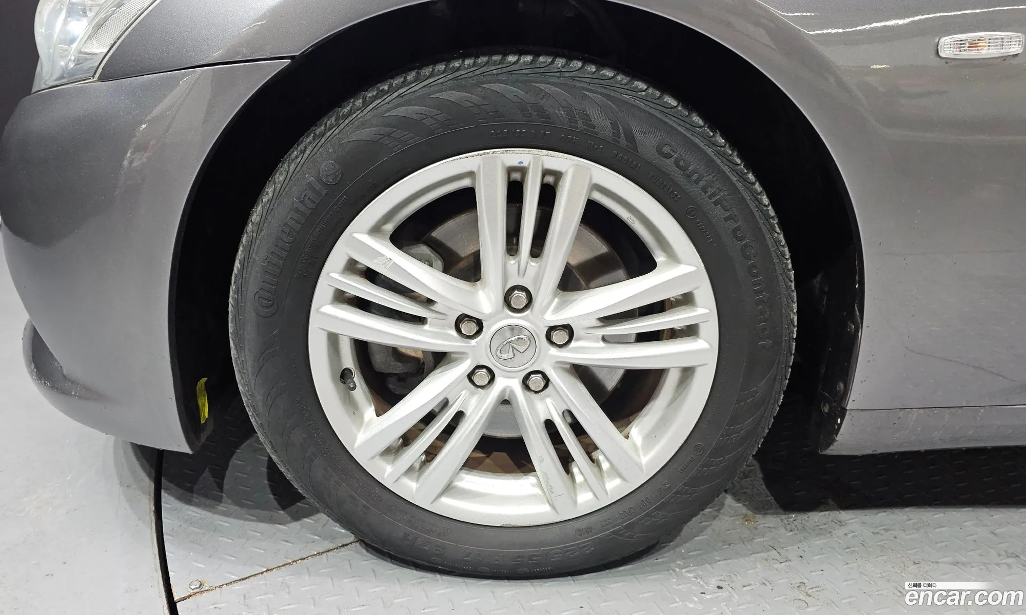 Infiniti G25