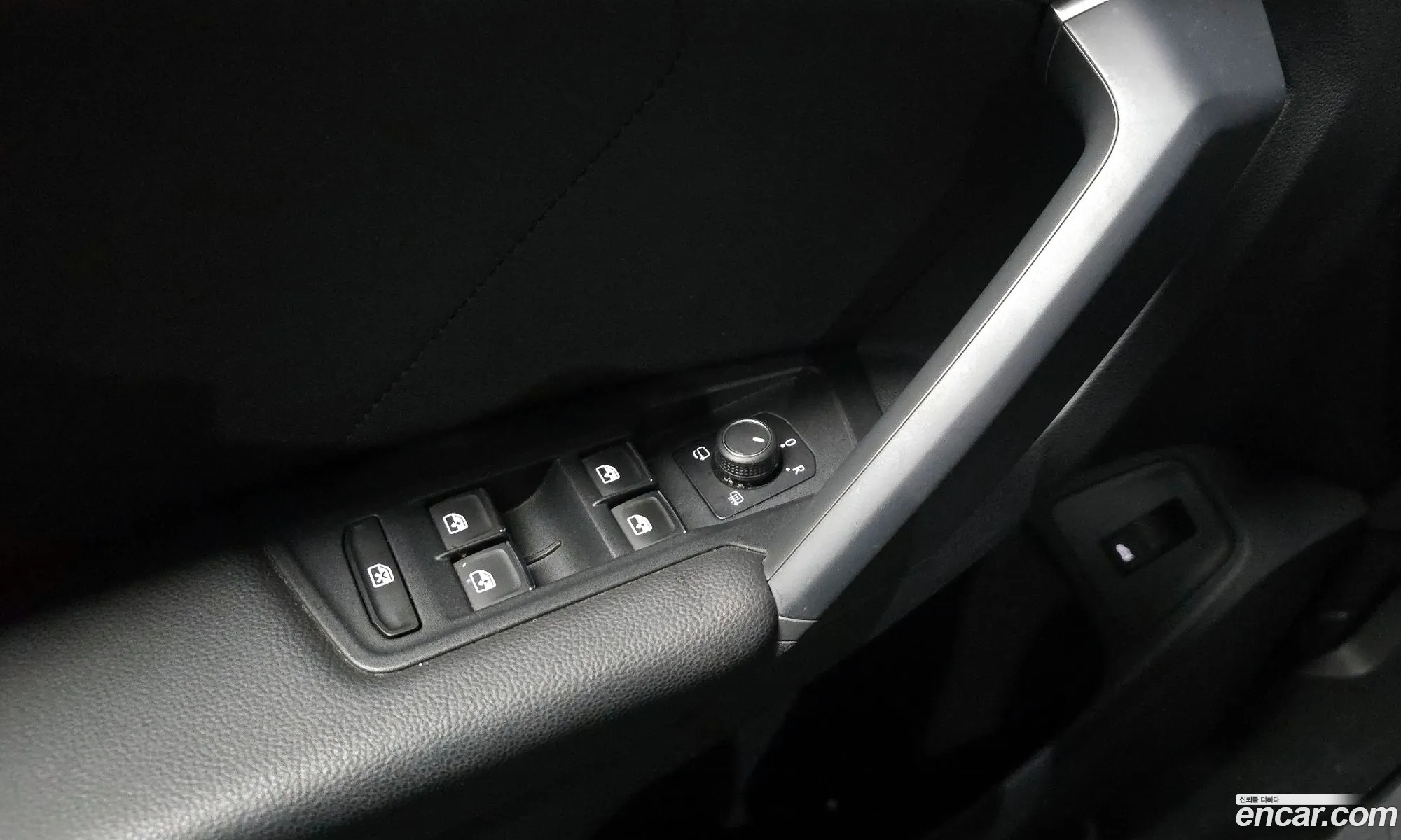 Volkswagen Tiguan 2021 — 10