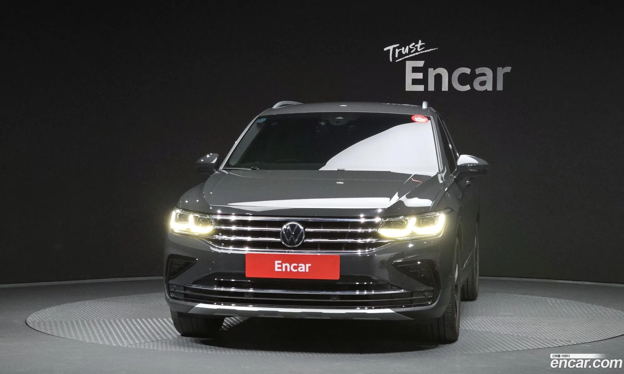 Volkswagen Tiguan 2021 — 16
