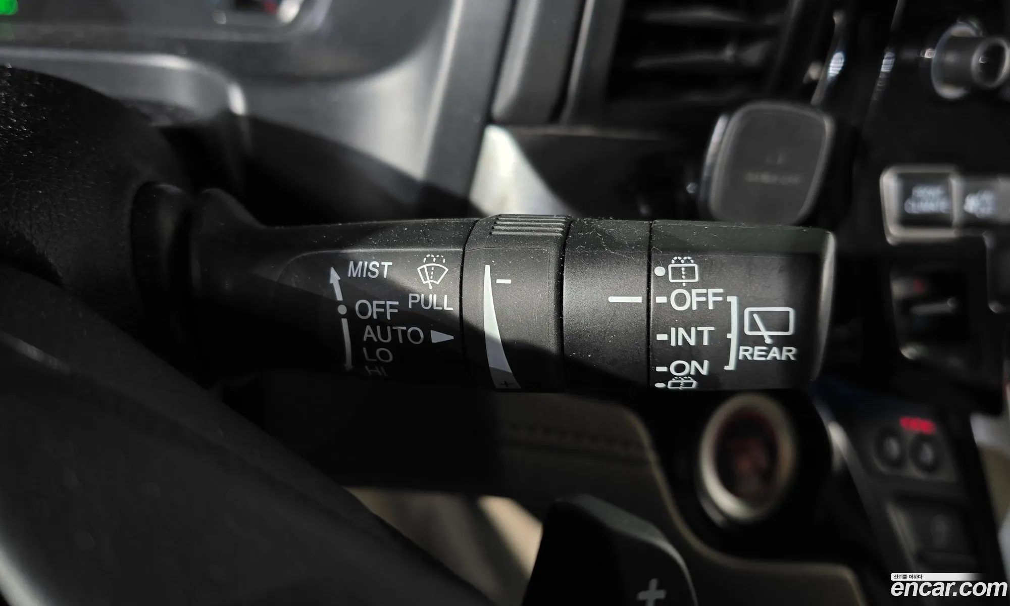 Honda Odyssey 2018 5KBRL6880JB600506 — 7