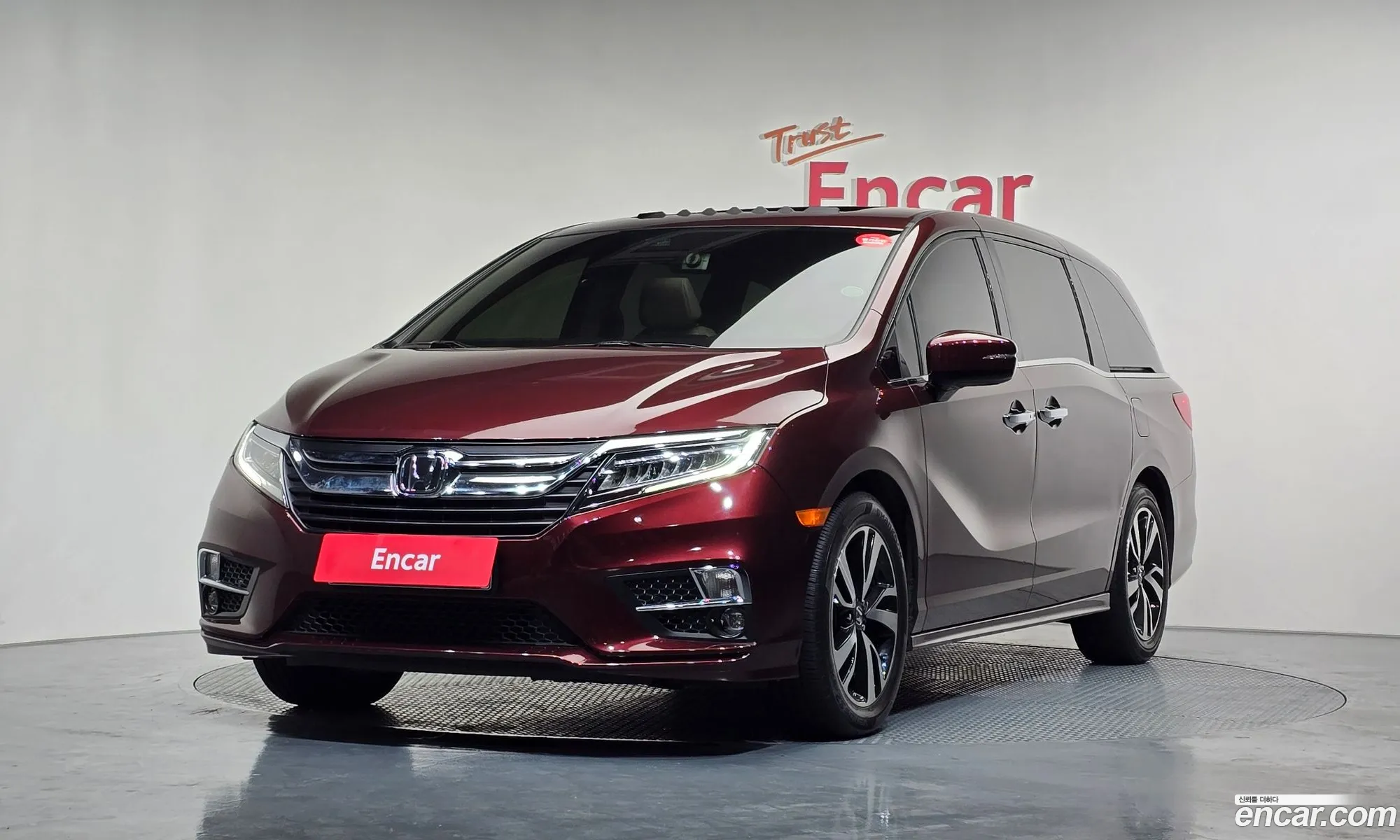 Honda Odyssey 2018 5KBRL6880JB600506 — 17