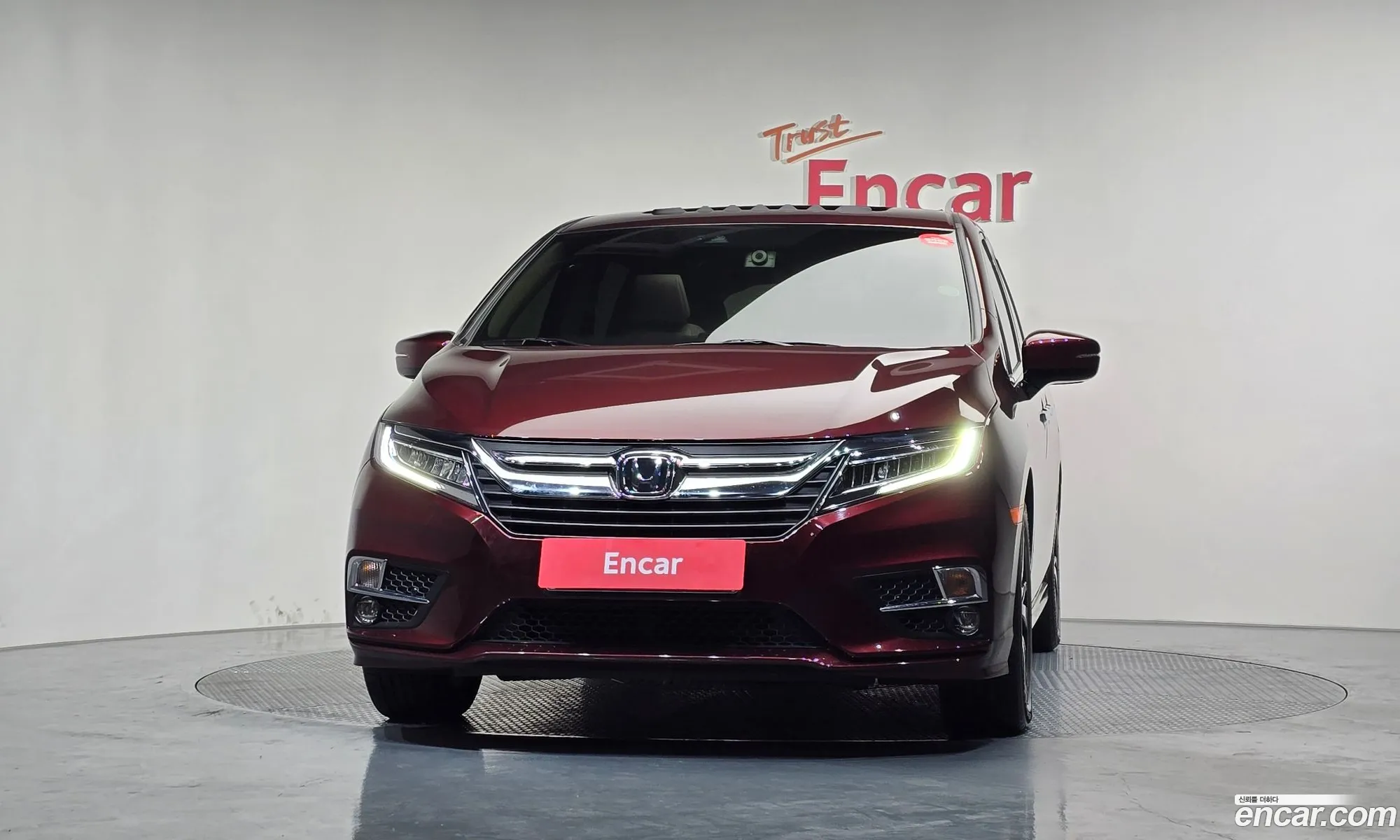 Honda Odyssey 2018 5KBRL6880JB600506 — 18