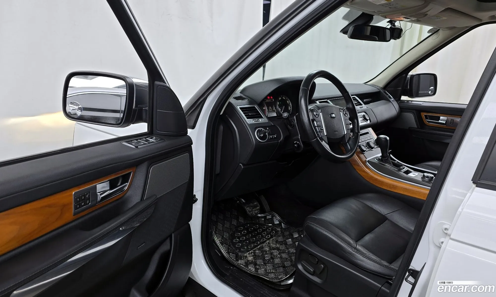 Land Rover Range Rover Sport 2011 SALLSAAG4BA297187 — 14