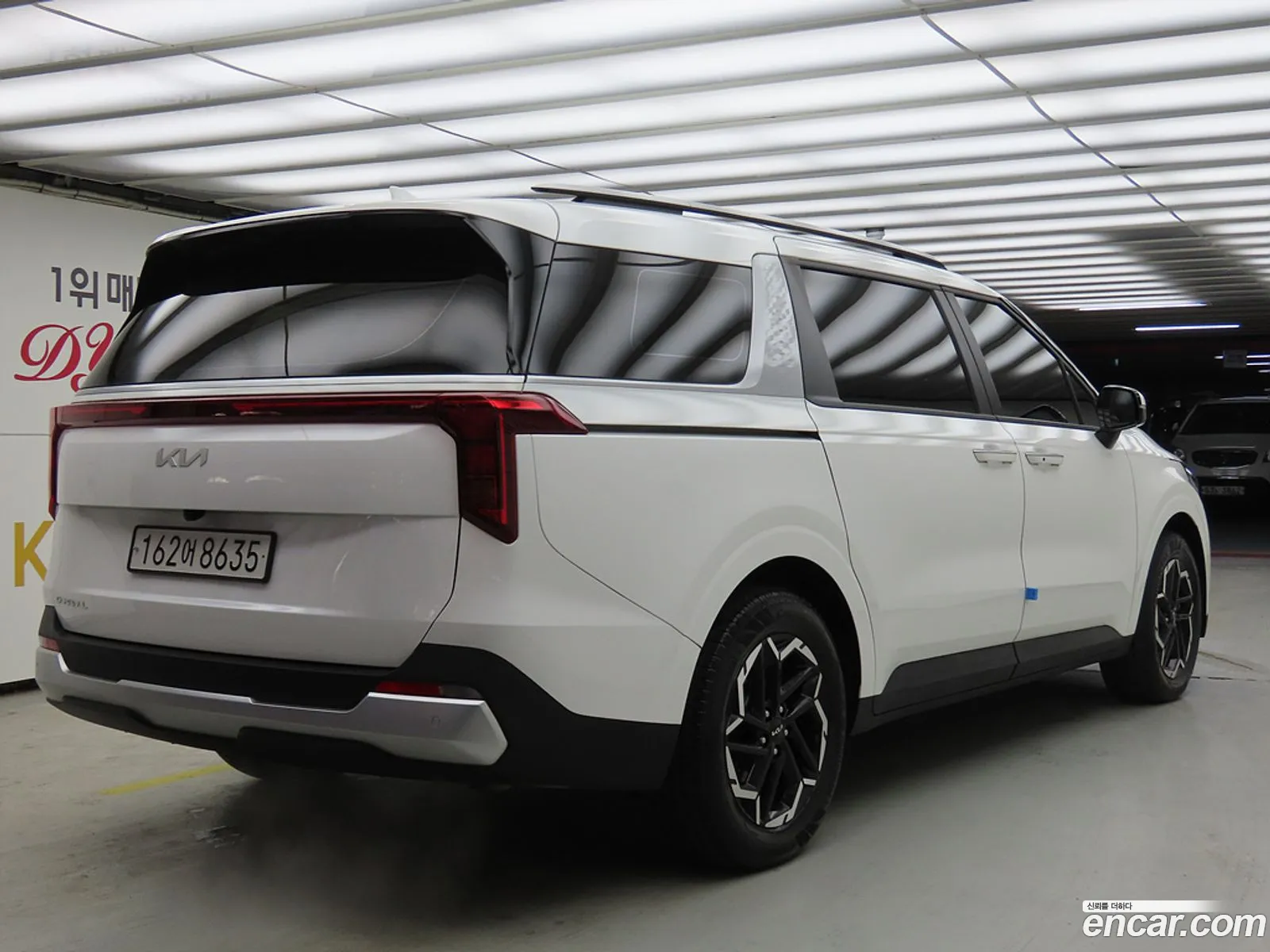Kia Carnival 2024 — 11