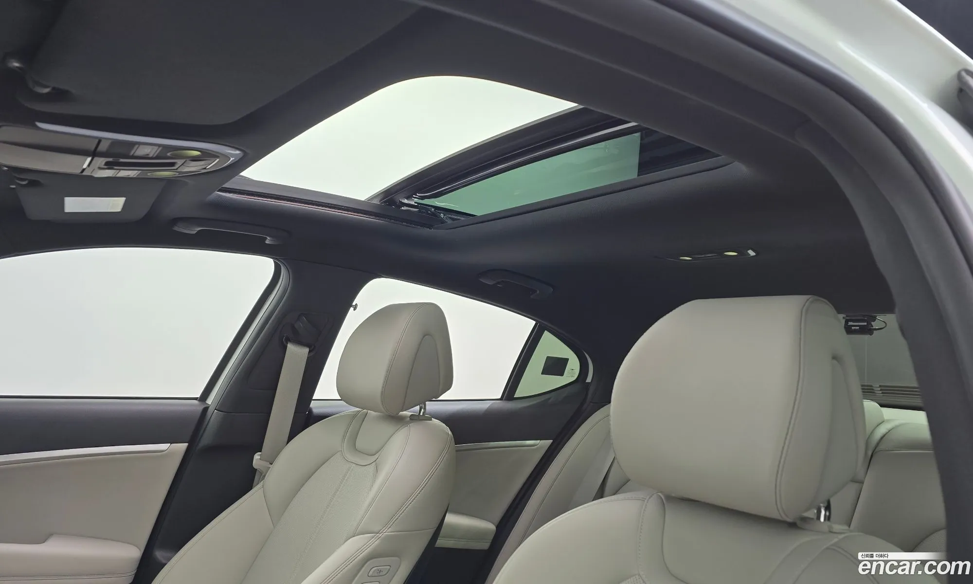 Genesis G70 2021 — 14