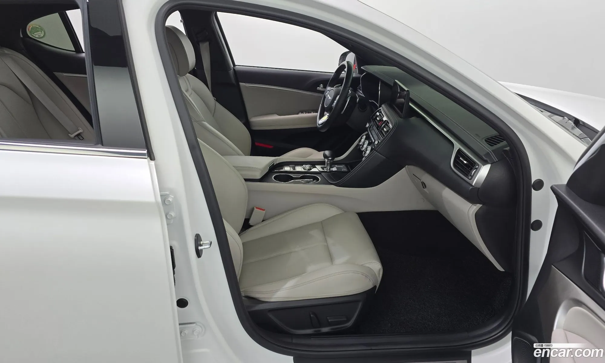 Genesis G70 2021 — 18