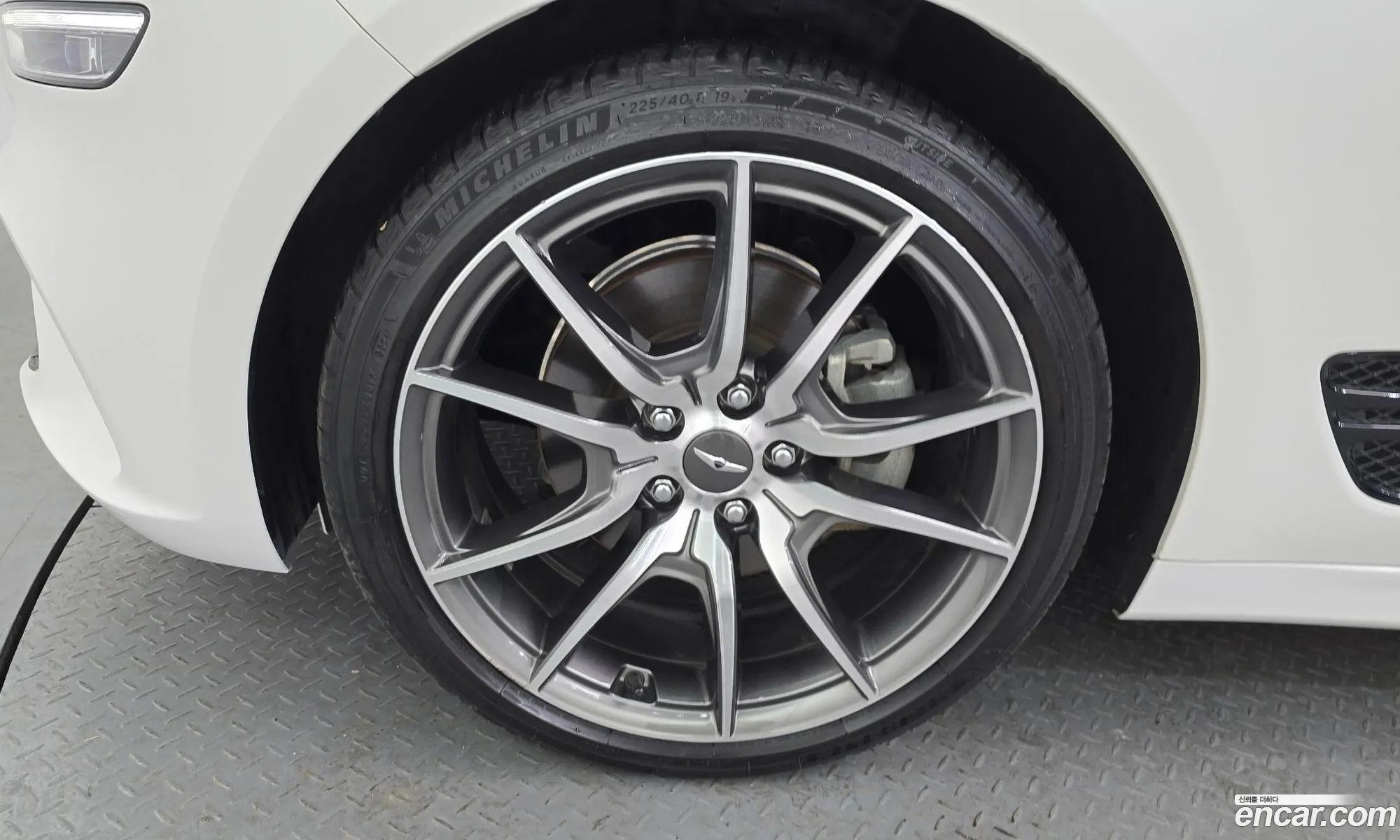 Genesis G70 2021 — 3