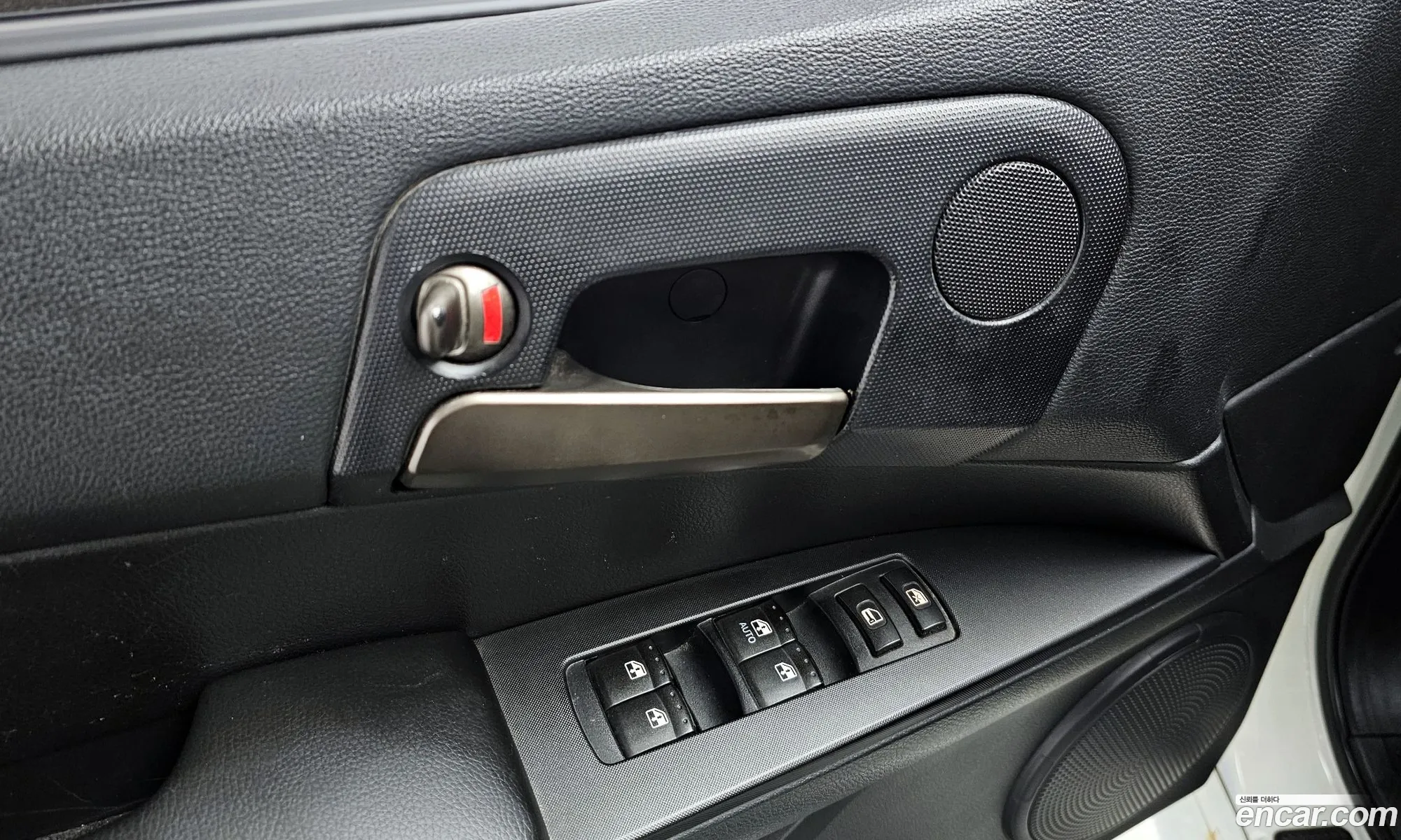 KG Mobility (SsangYong) Korando Sports 2015 — 17