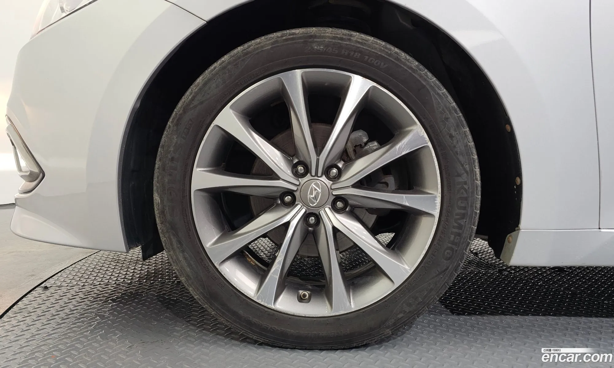 Hyundai Grandeur HG 2015 — 9