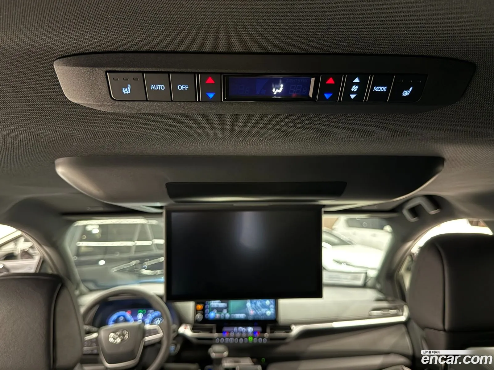Toyota Sienna 2025 — 5