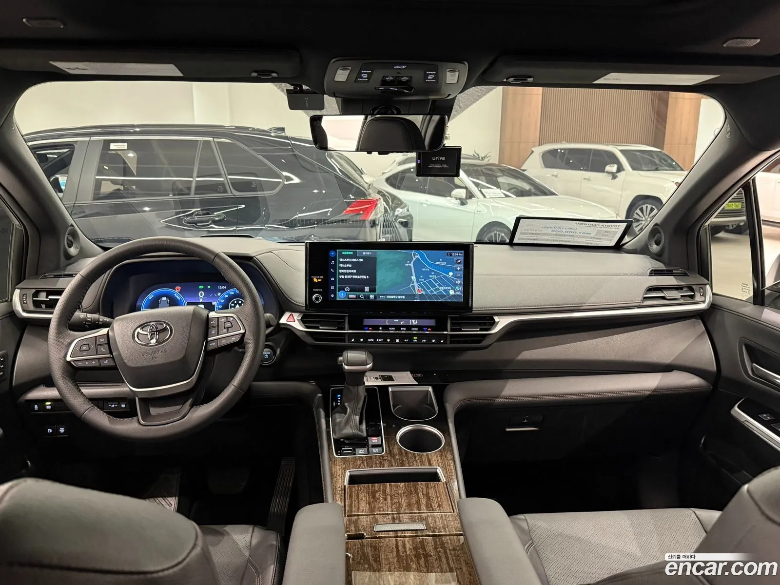 Toyota Sienna 2025 — 4