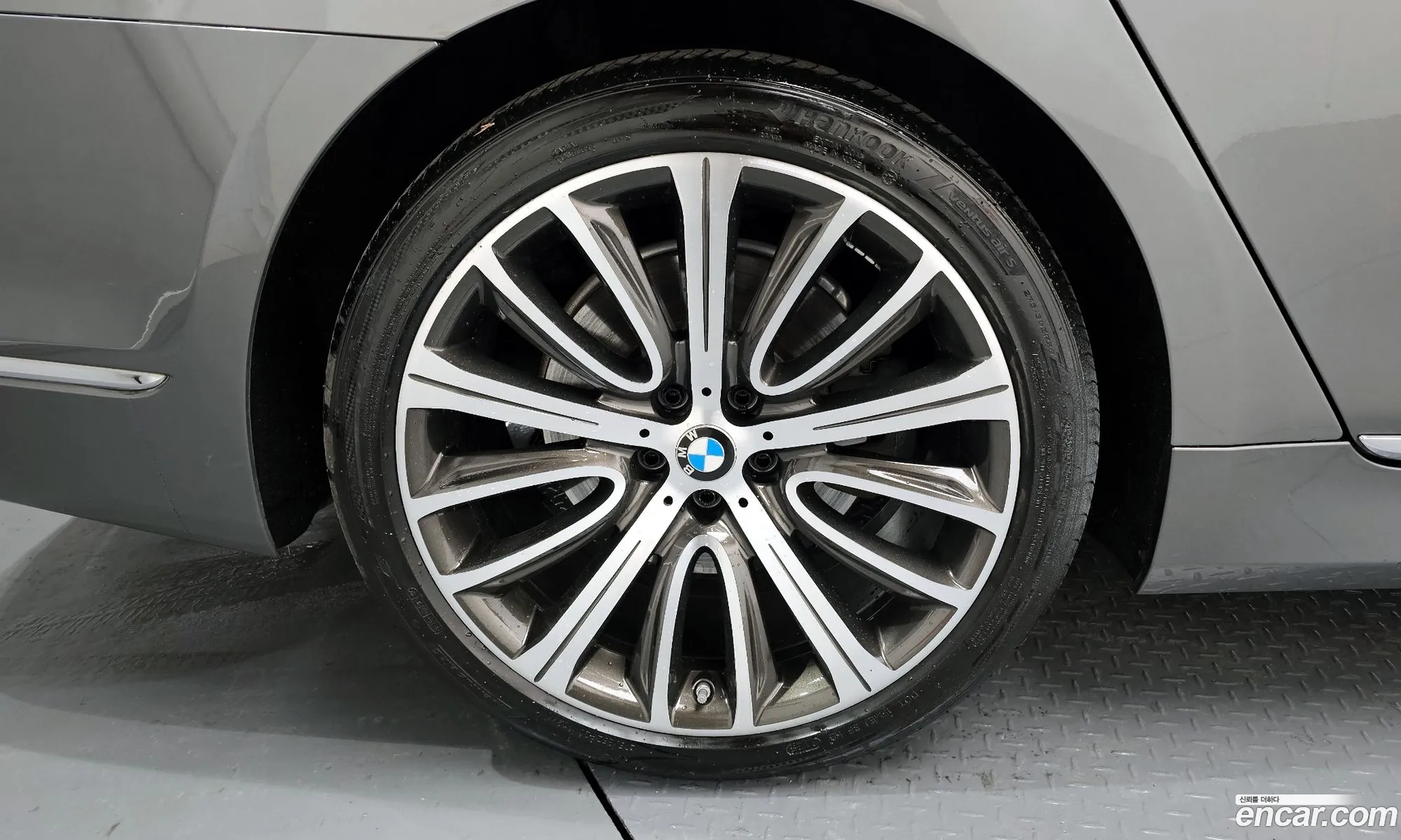 BMW 7 Series 2018 — 11