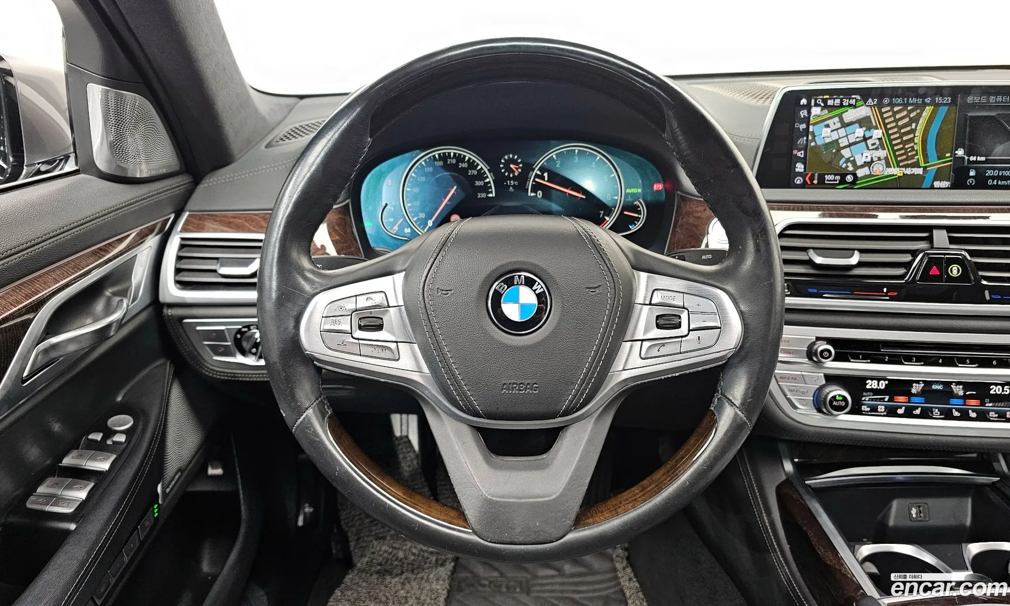 BMW 7 Series 2018 — 10