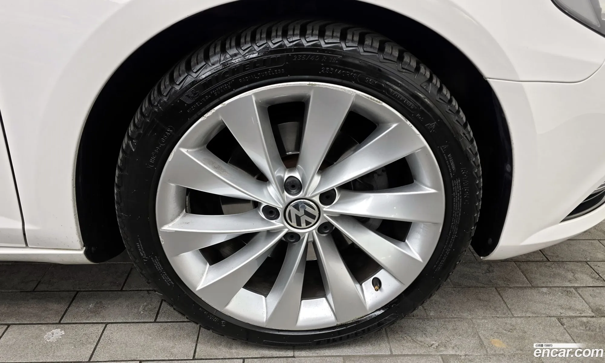 Volkswagen CC 2014 WVWZZZ3CZFE810604 — 2