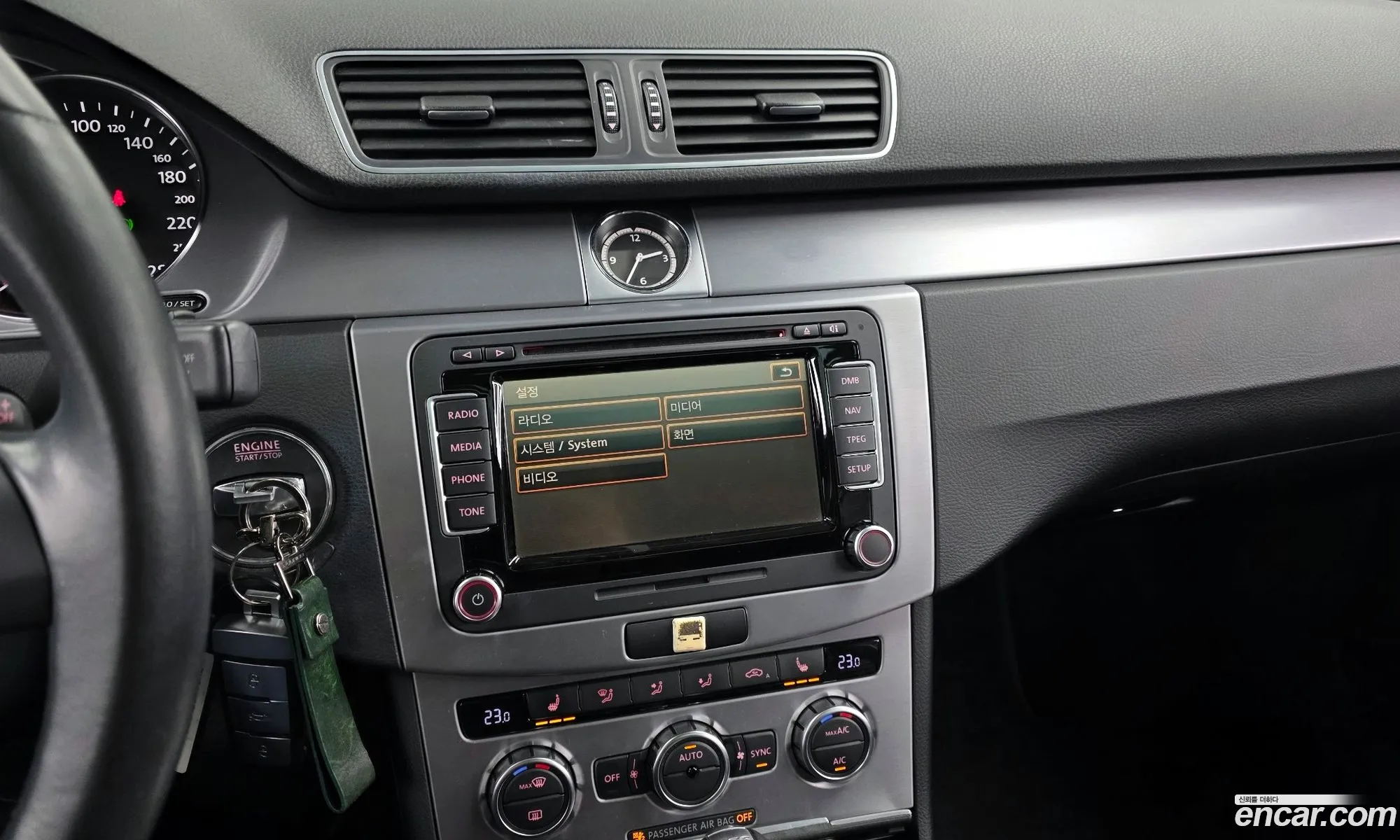 Volkswagen CC 2014 WVWZZZ3CZFE810604 — 18