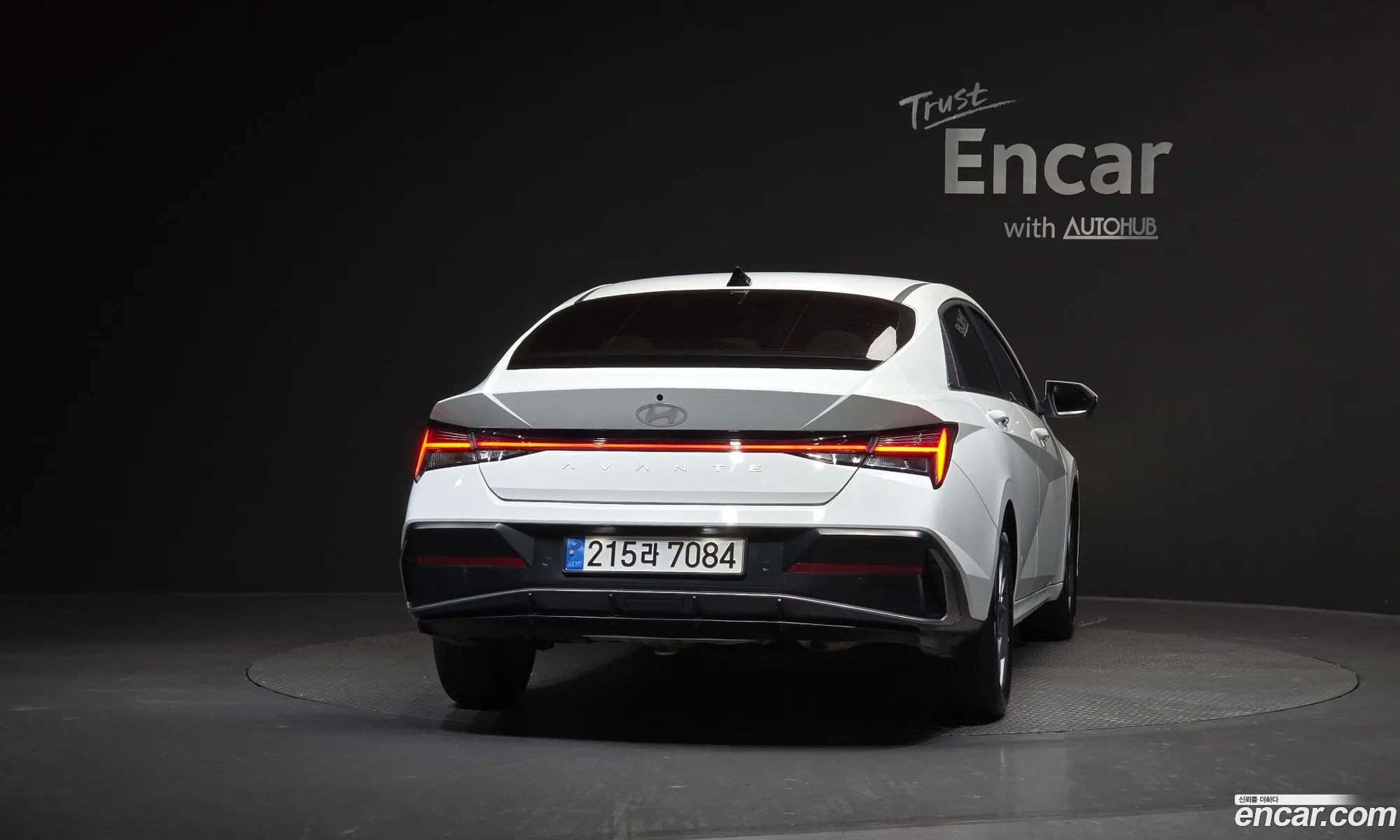 Hyundai Elantra 2024 — 20