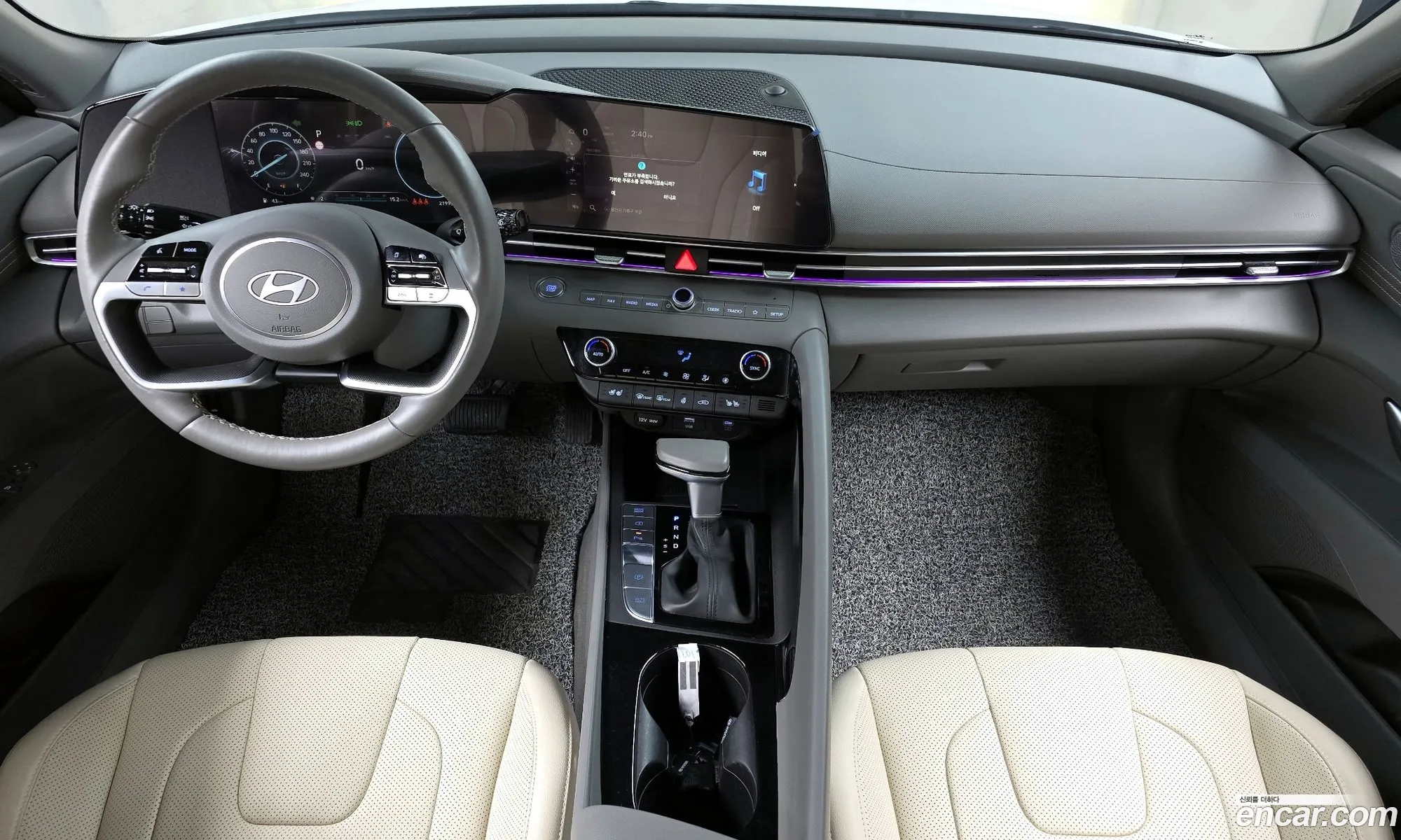 Hyundai Elantra 2024 — 10