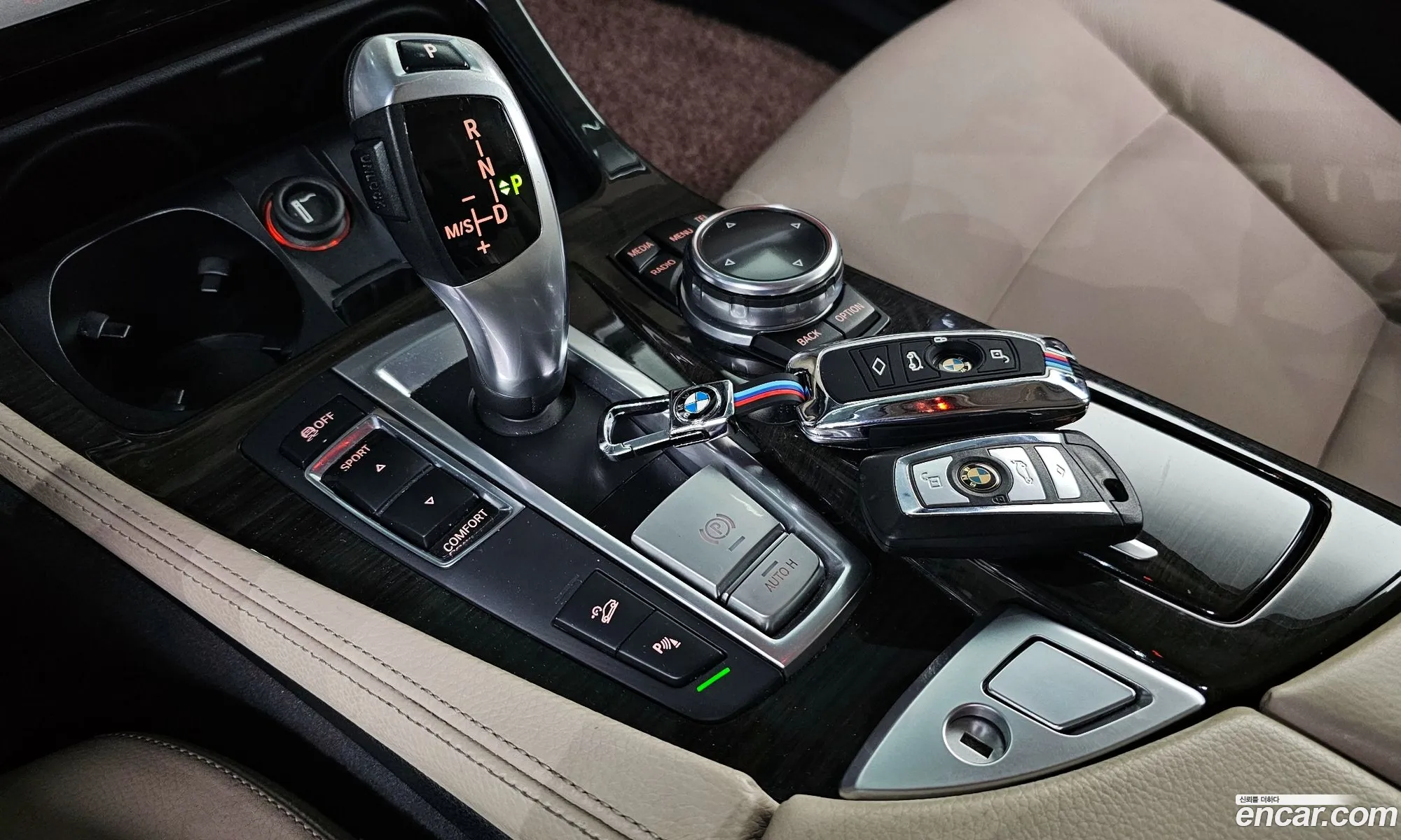 BMW 5 Series 2013 WBA5B9109ED028749 — 4