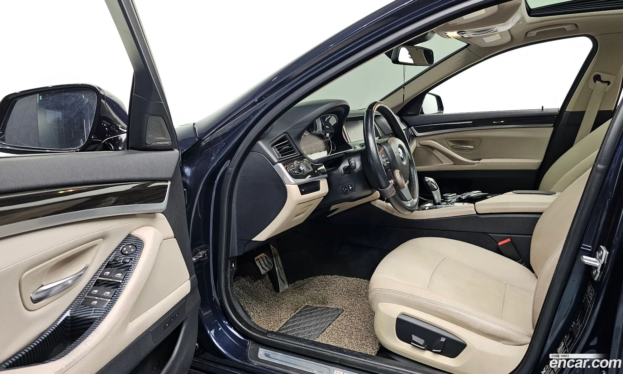 BMW 5 Series 2013 WBA5B9109ED028749 — 5