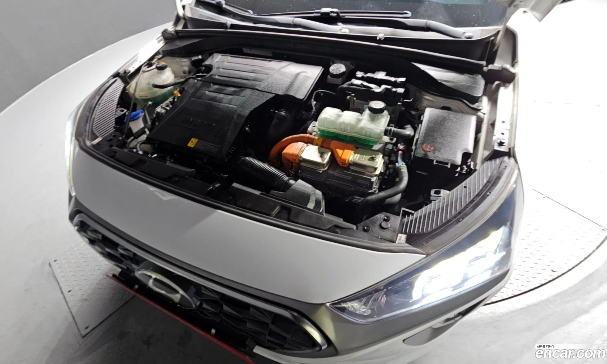 Hyundai Ioniq Hybrid 2020 — 16
