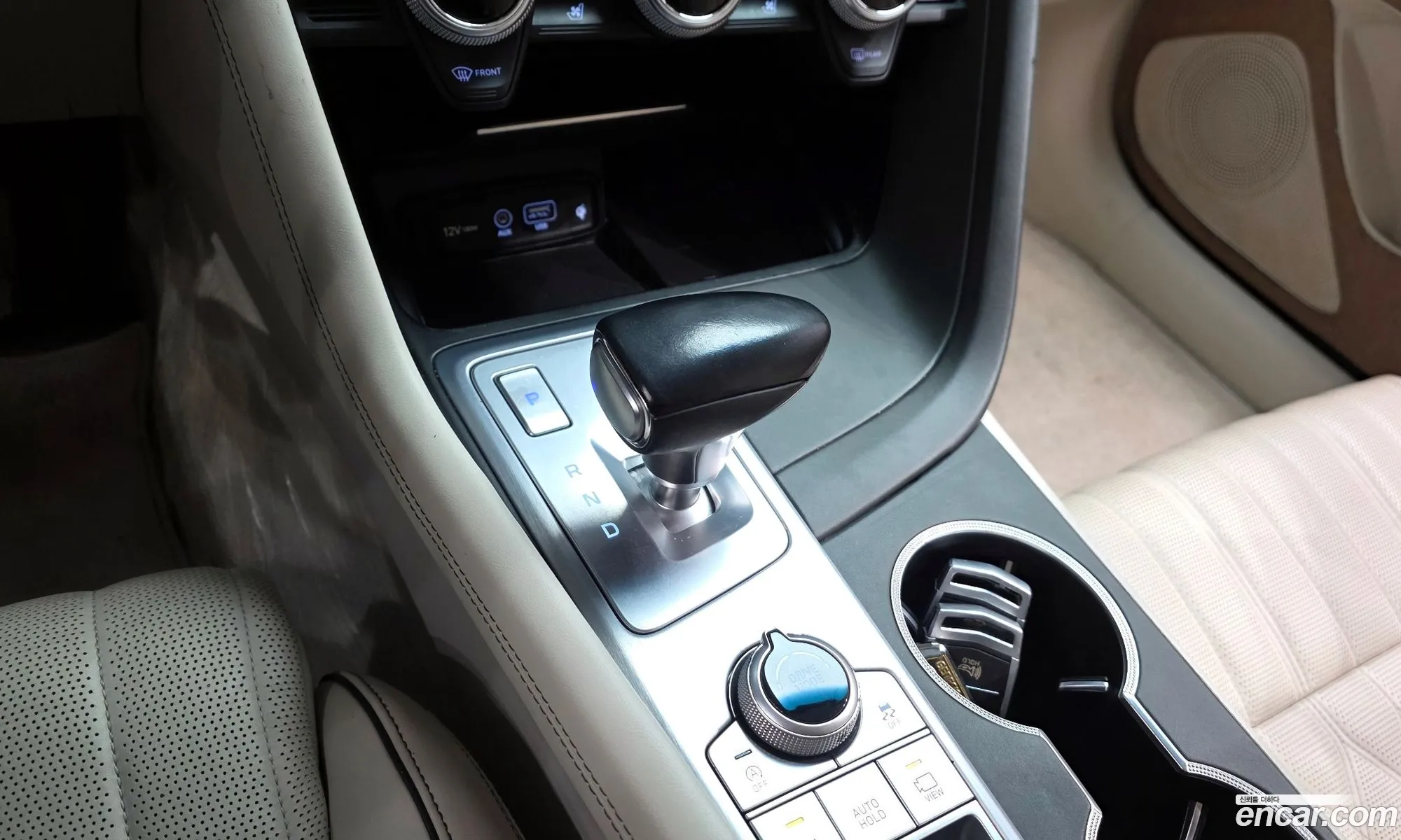 Genesis G70 2018 — 18