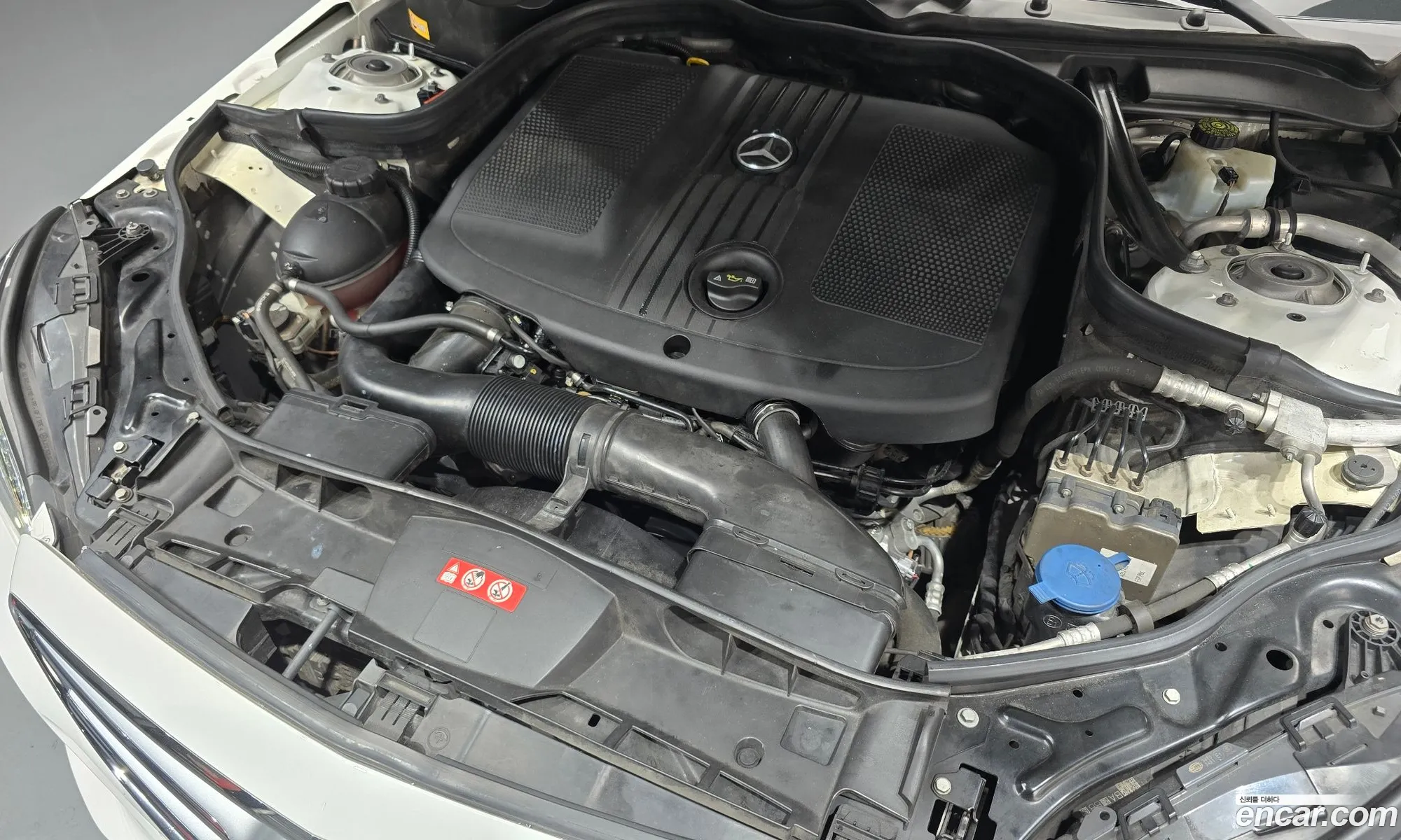 Mercedes-Benz E-Class W212 2016 WDDHF0AB3GB322511 — 15