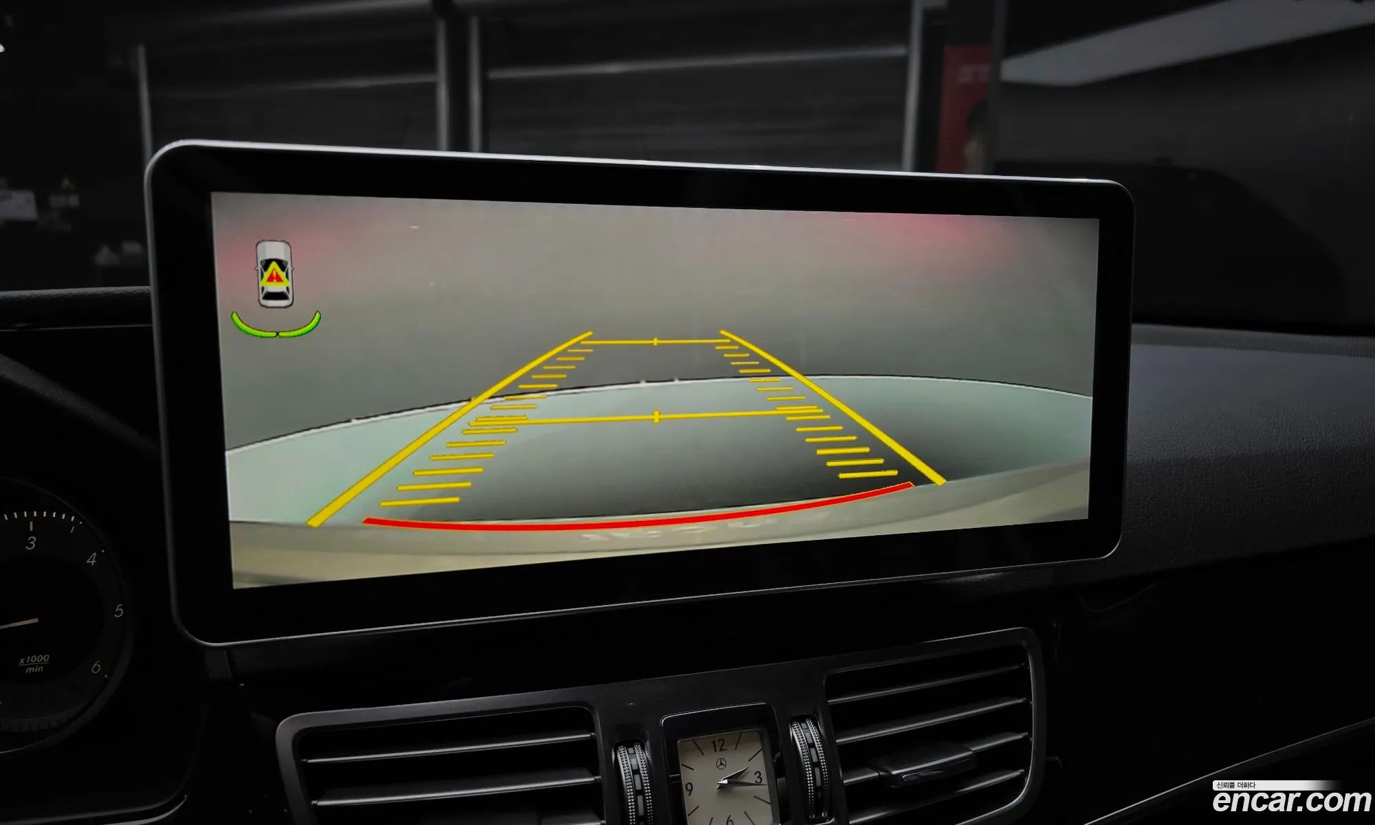 Mercedes-Benz E-Class W212 2016 WDDHF0AB3GB322511 — 16