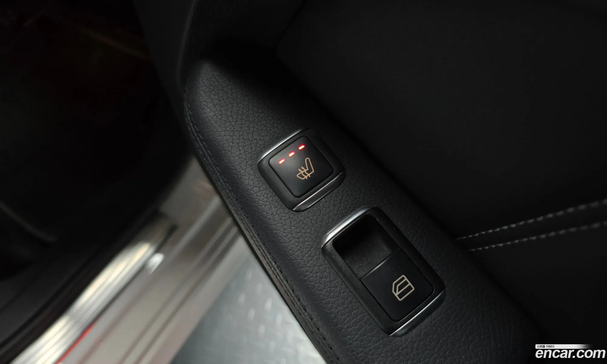 Mercedes-Benz E-Class W212 2016 WDDHF0AB3GB322511 — 17