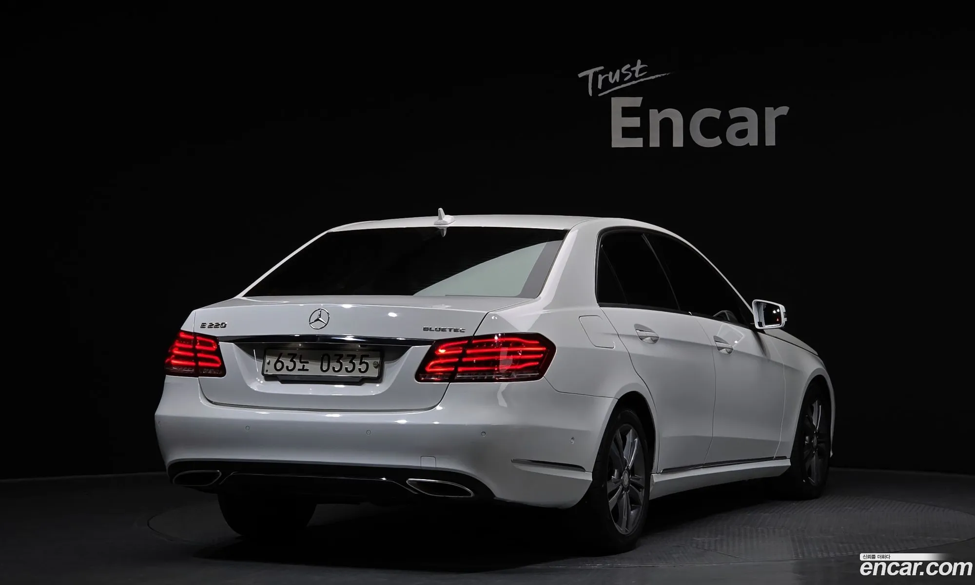 Mercedes-Benz E-Class W212 2016 WDDHF0AB3GB322511 — 5