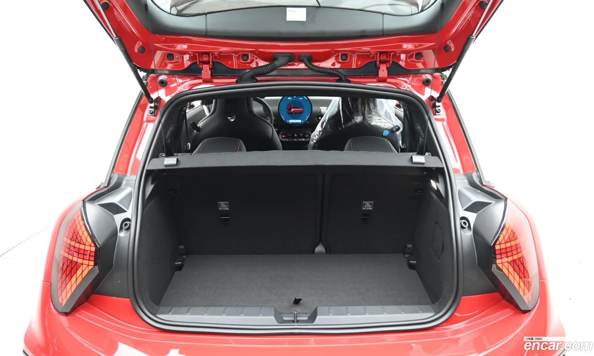 Mini Cooper Electric 2025 — 8
