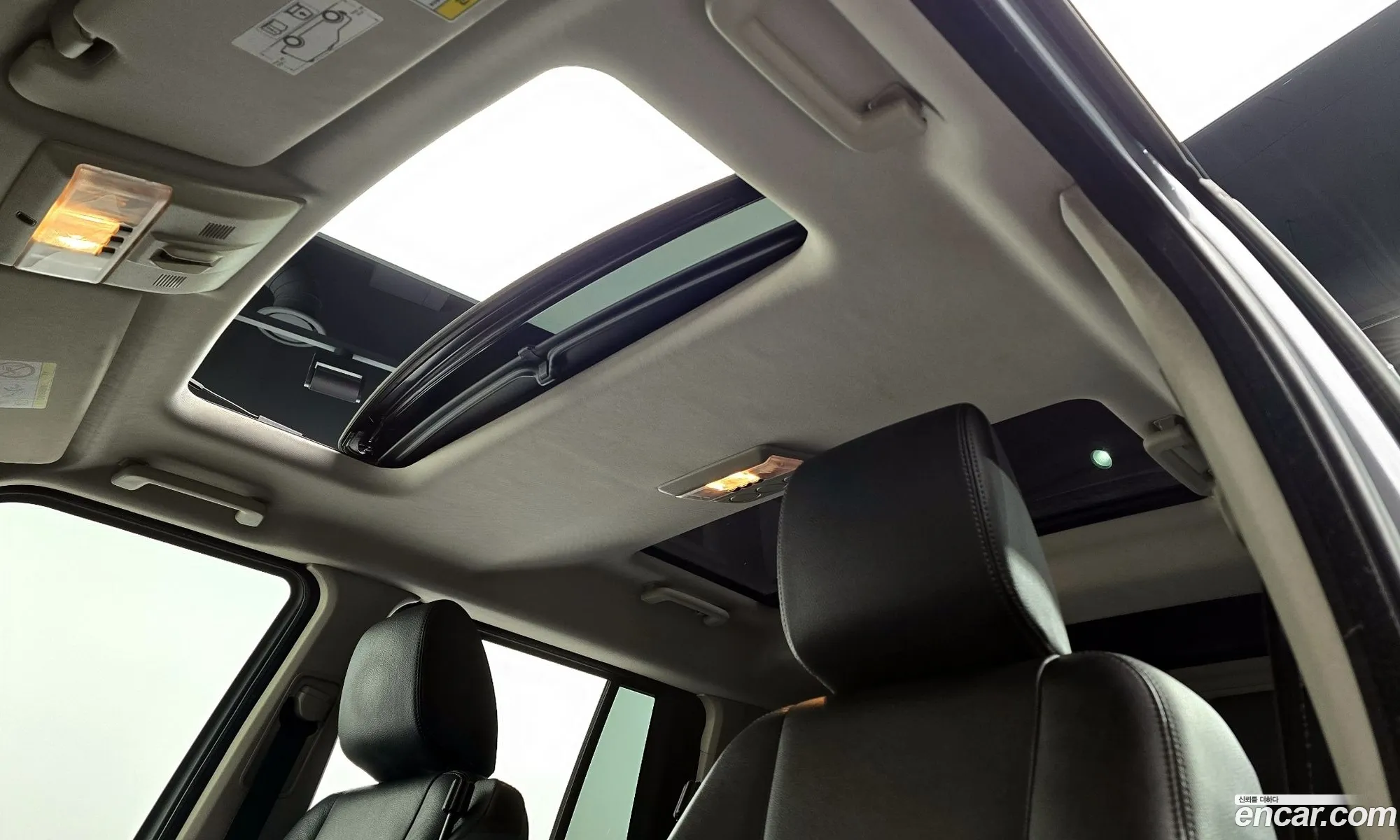 Land Rover Discovery 4 2016 — 2