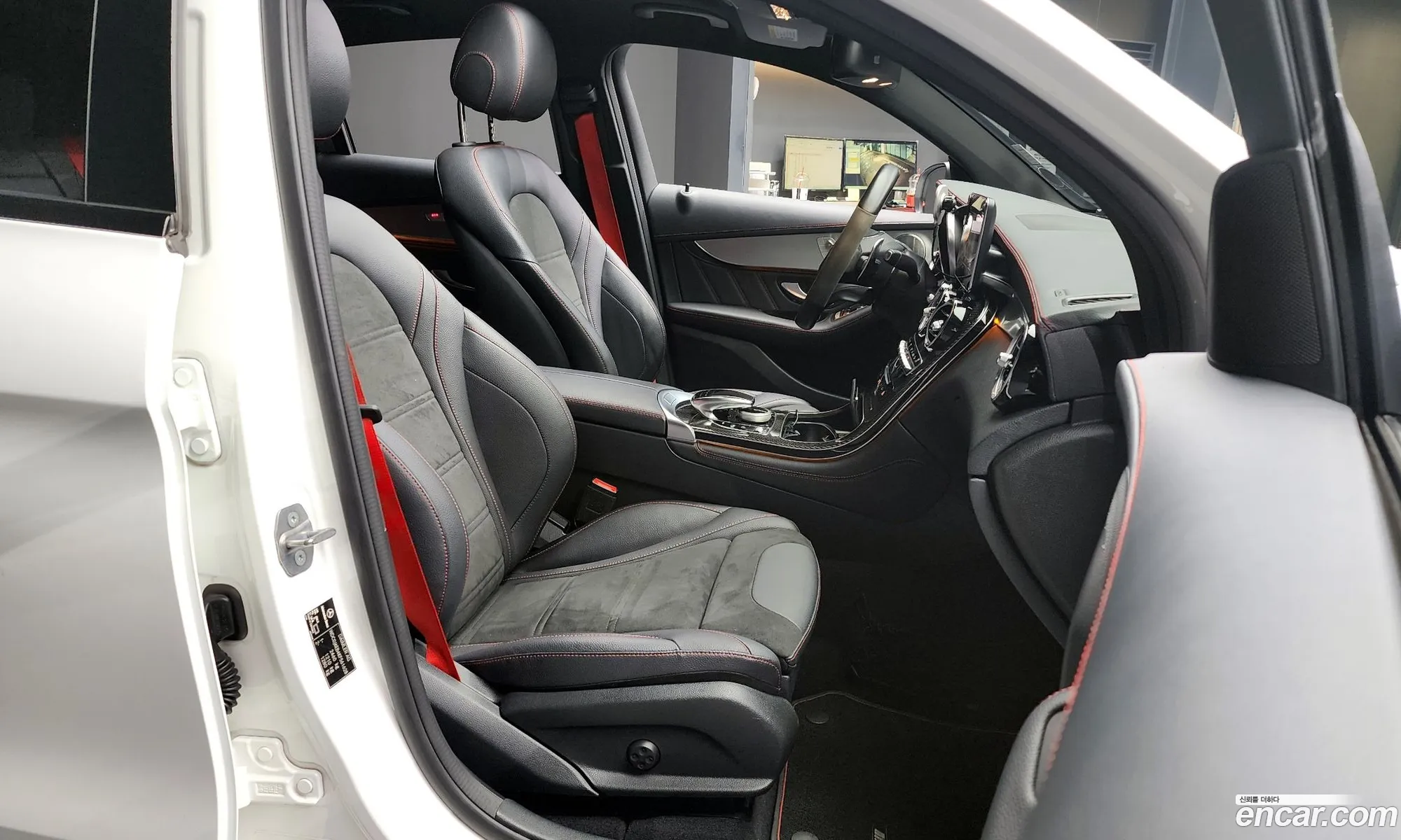 Mercedes-Benz GLC-Class X253 2019 — 13