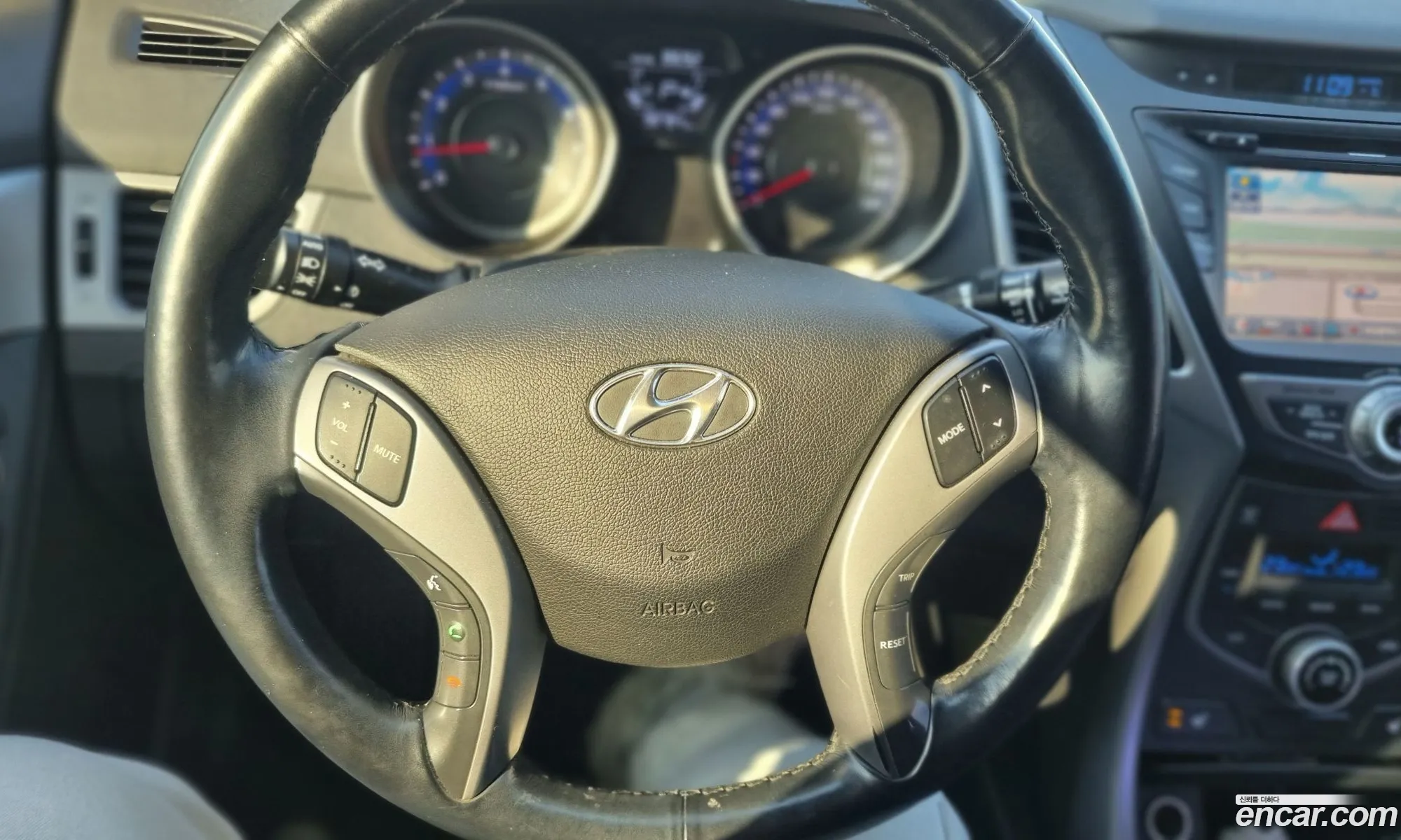Hyundai Elantra 2014 — 9