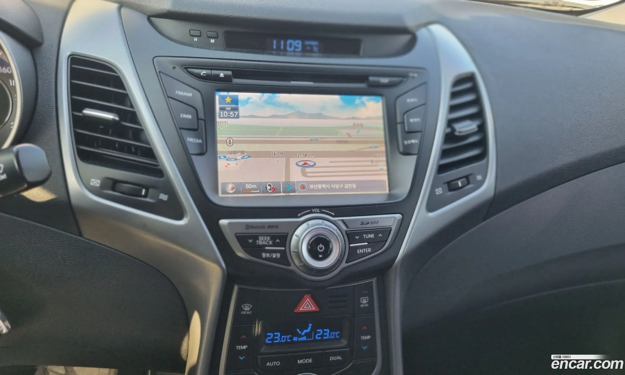 Hyundai Elantra 2014 — 12