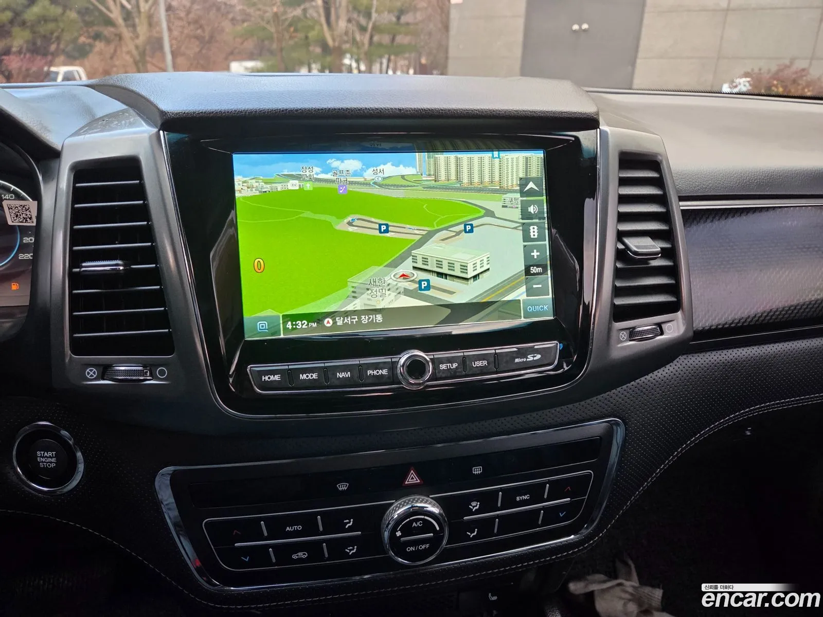 KG Mobility (SsangYong) Rexton Sports Khan 2023 — 12