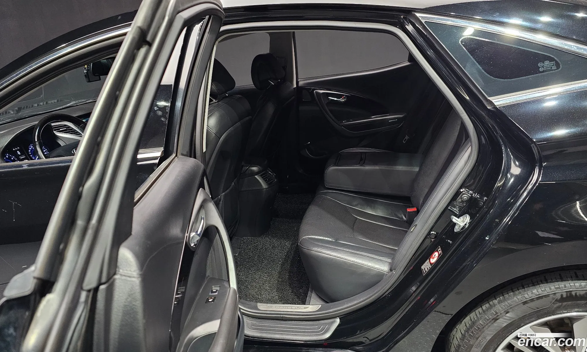 Hyundai Grandeur HG 2014 — 11