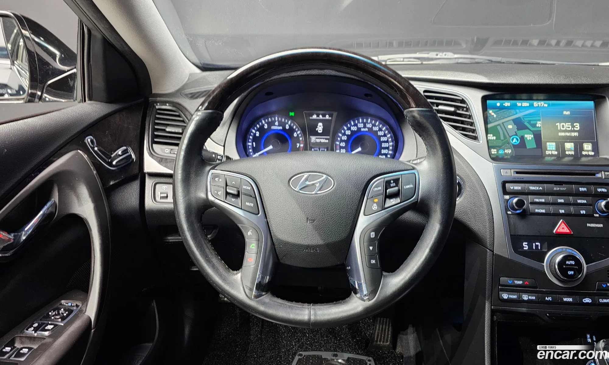 Hyundai Grandeur HG 2014 — 12