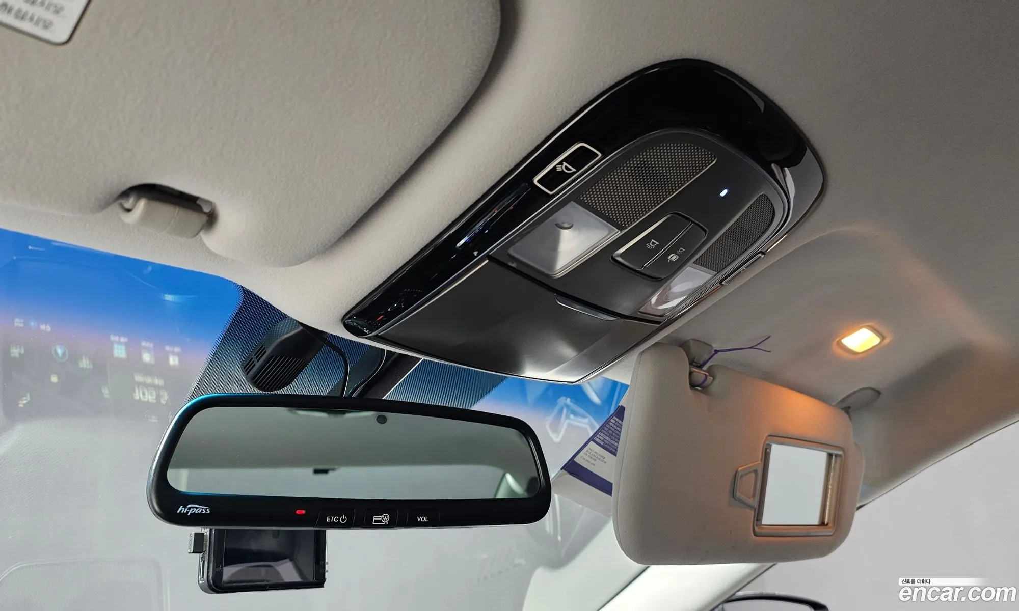Hyundai Grandeur HG 2014 — 17