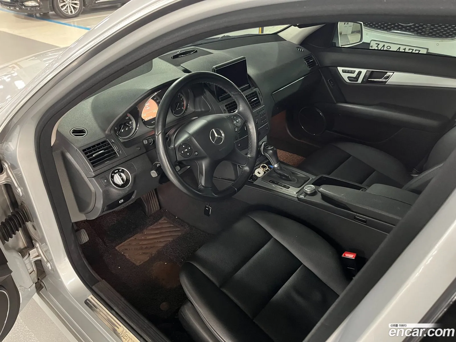 Mercedes-Benz C-Class W204 2010 — 8