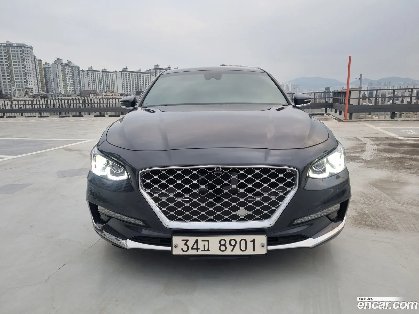 Hyundai Grandeur IG 2019 — 18