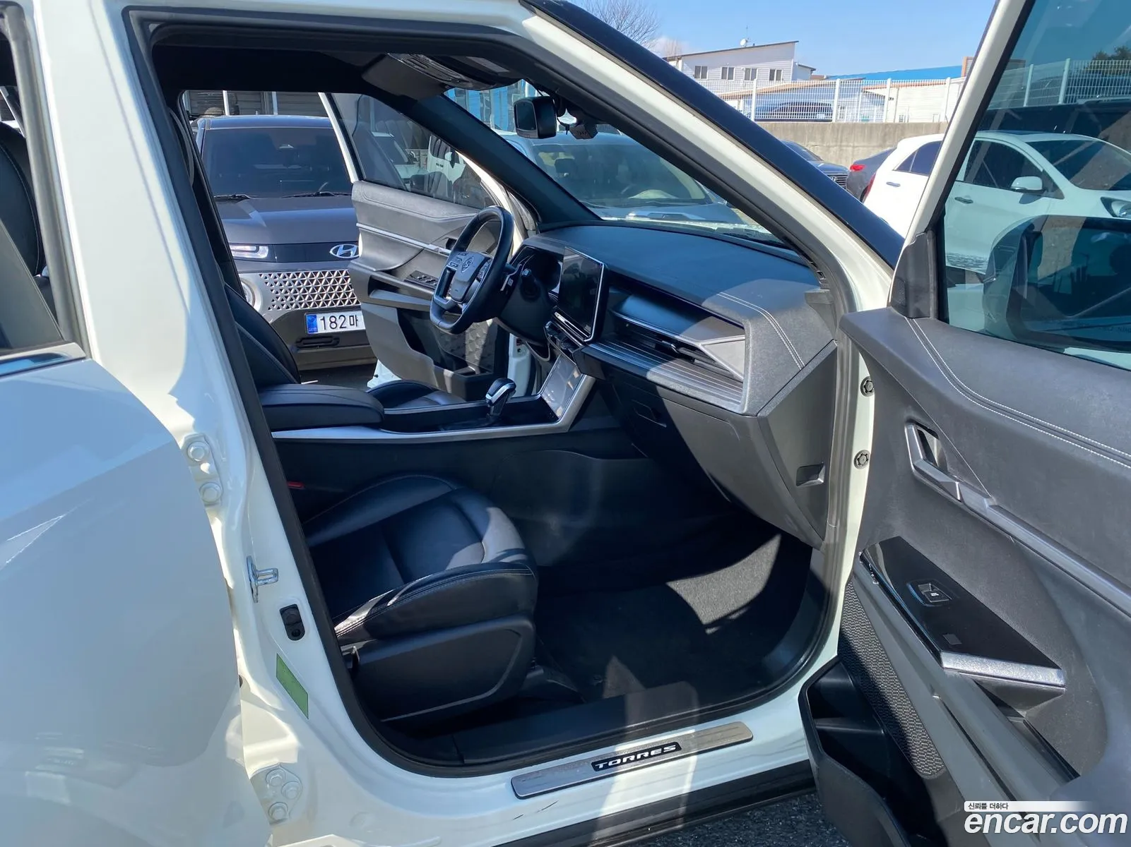 KG Mobility (SsangYong) Torres 2022 — 12