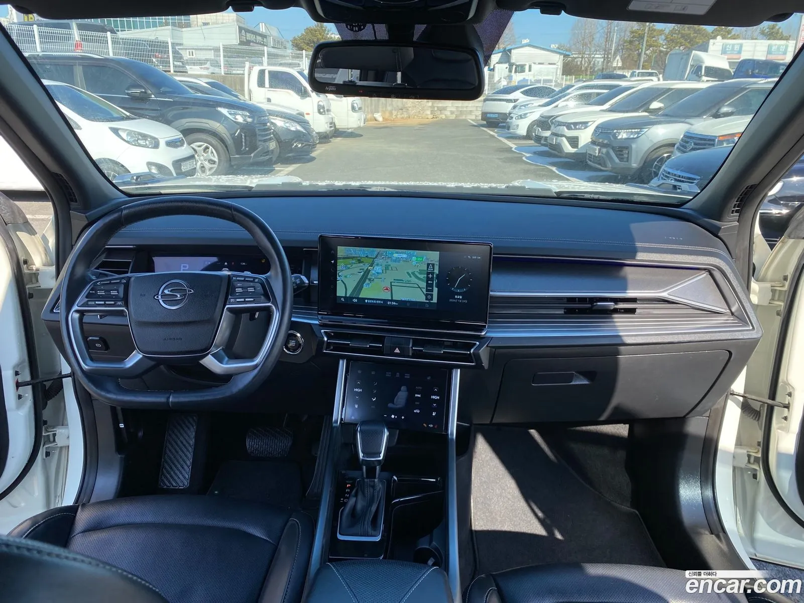 KG Mobility (SsangYong) Torres 2022 — 15