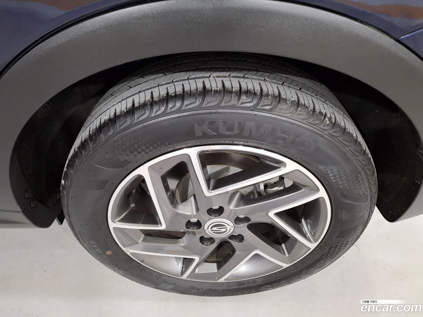 KG Mobility (SsangYong) Tivoli 2021 — 12