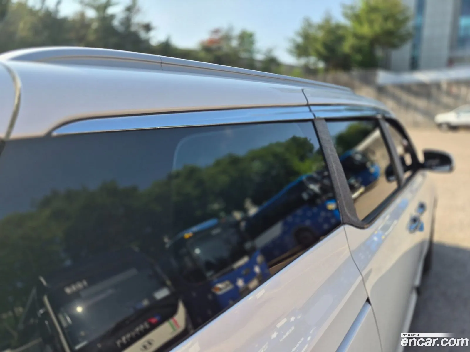 Kia Carnival 2017 — 7