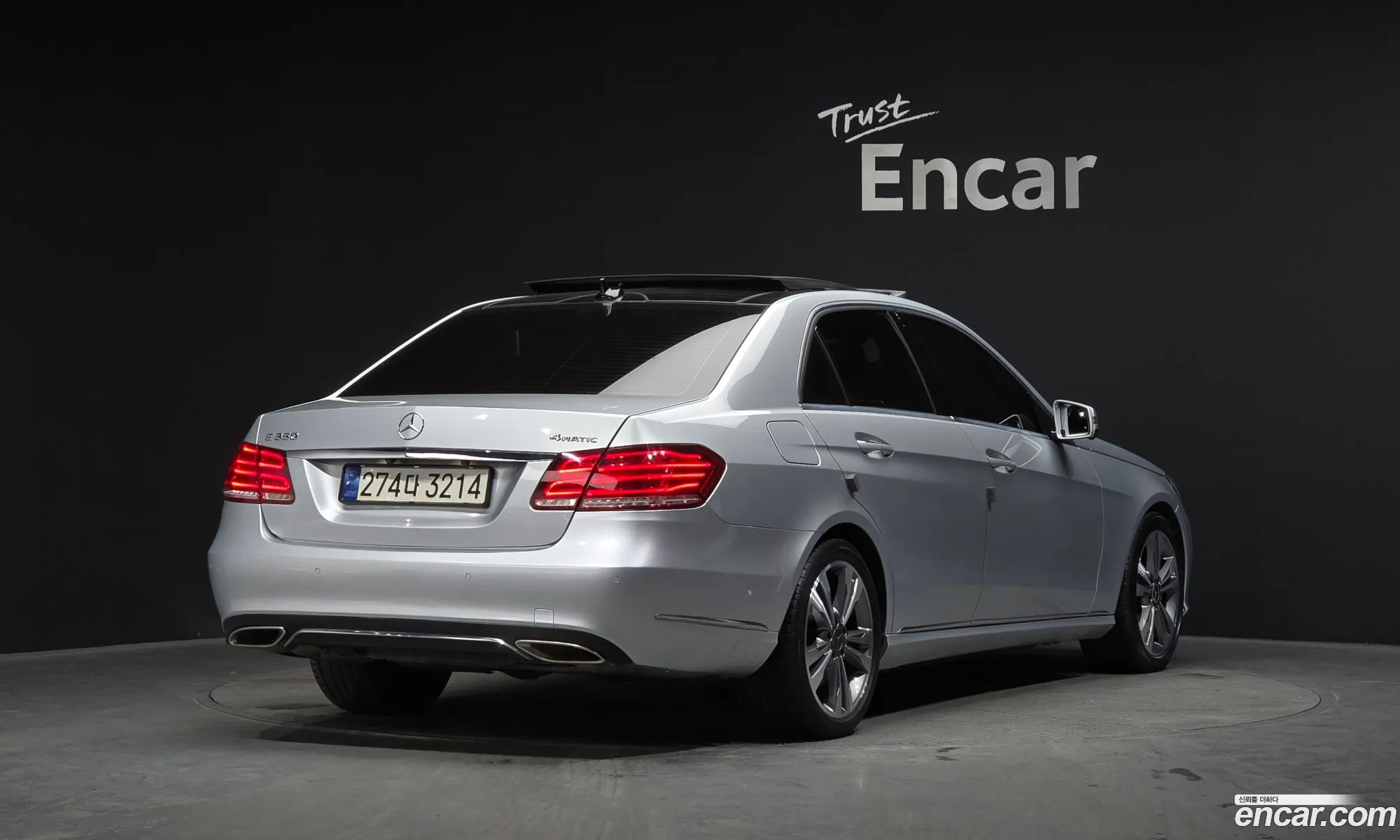 Mercedes-Benz E-Class W212 2014 WDDHF8BB0EB074907 — 17