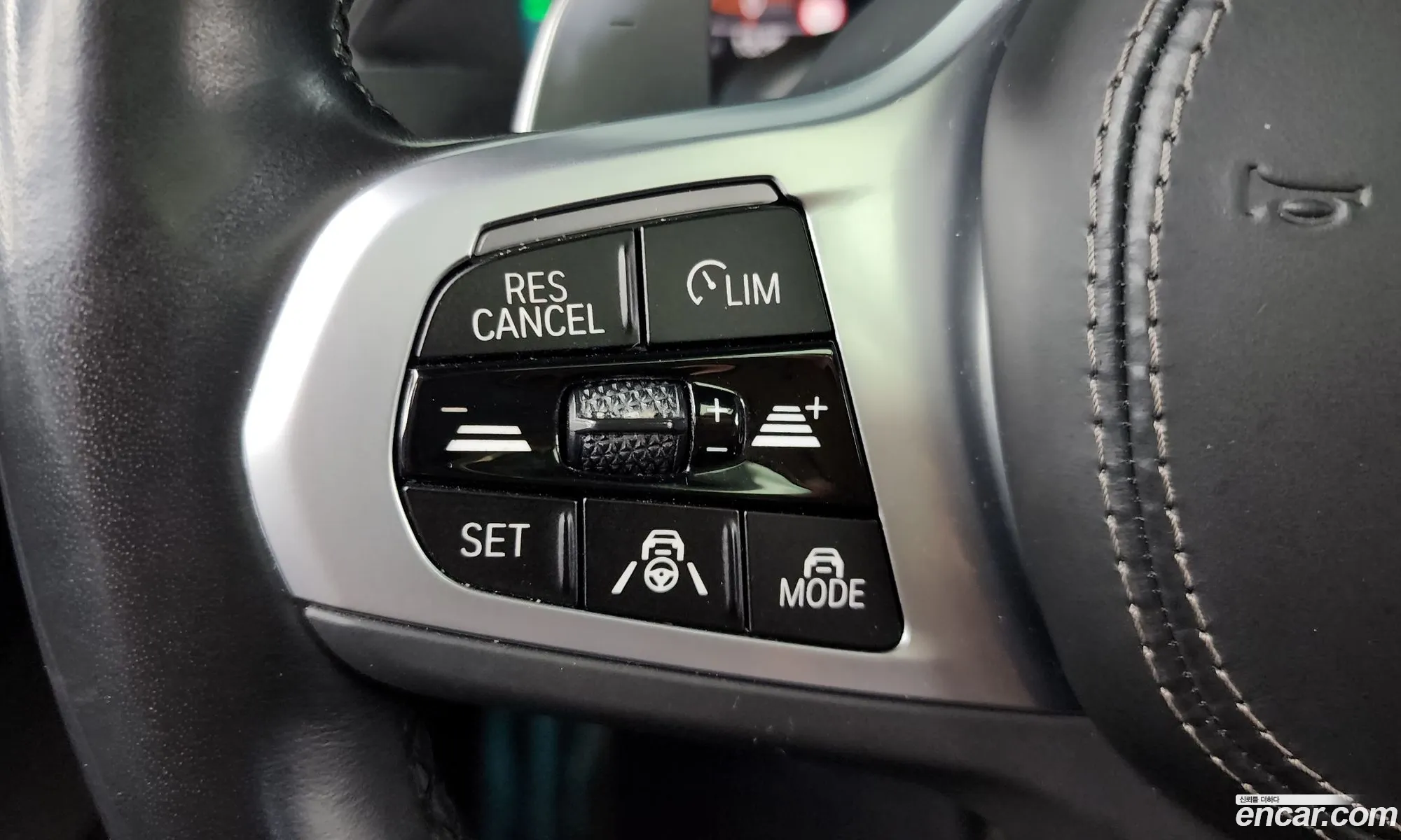 BMW X6 2023 WBACY6103P9P07622 — 2