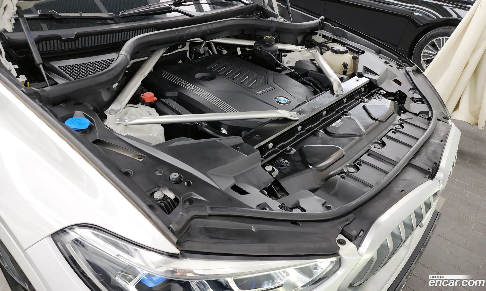 BMW X6 2023 WBACY6103P9P07622 — 19